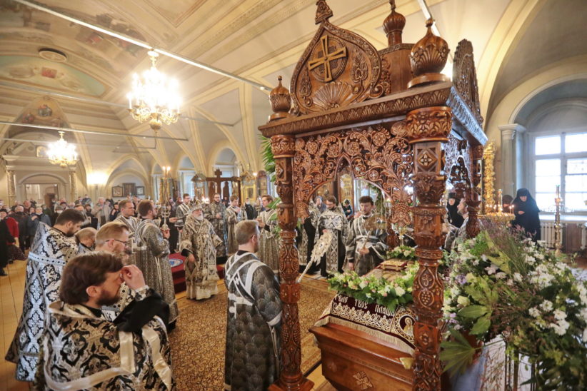 вынос плащаницы (15)