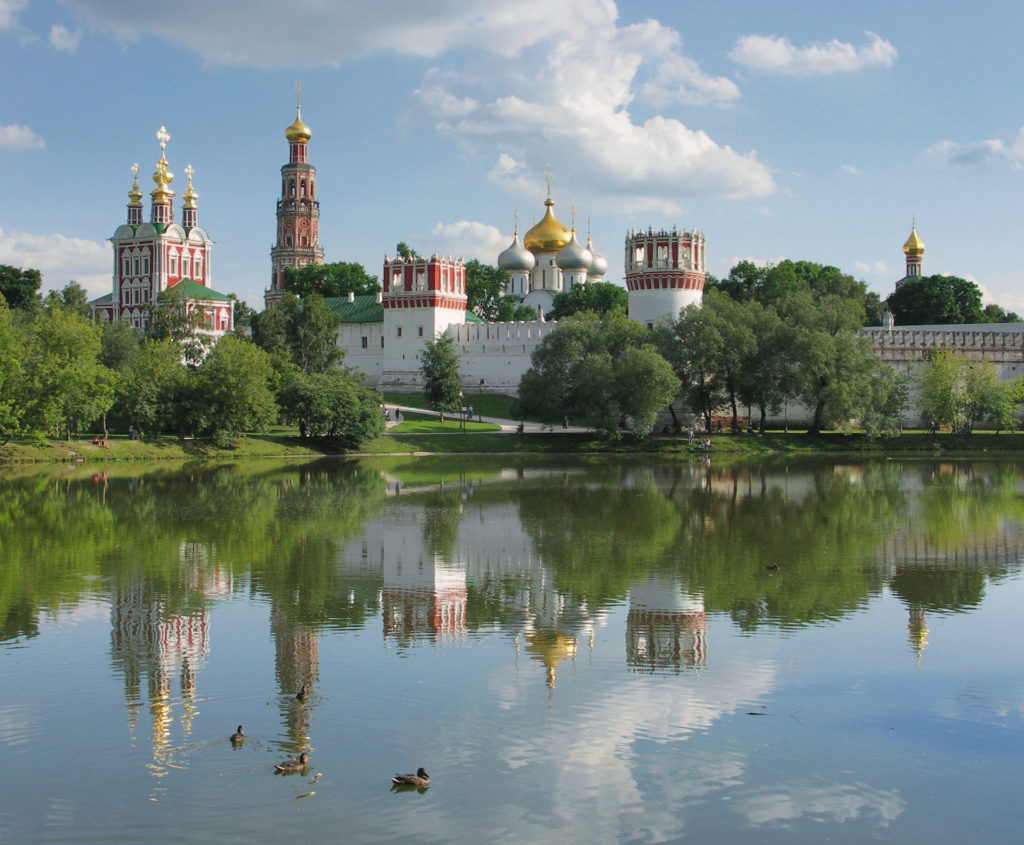 Монастырь православный в Москве